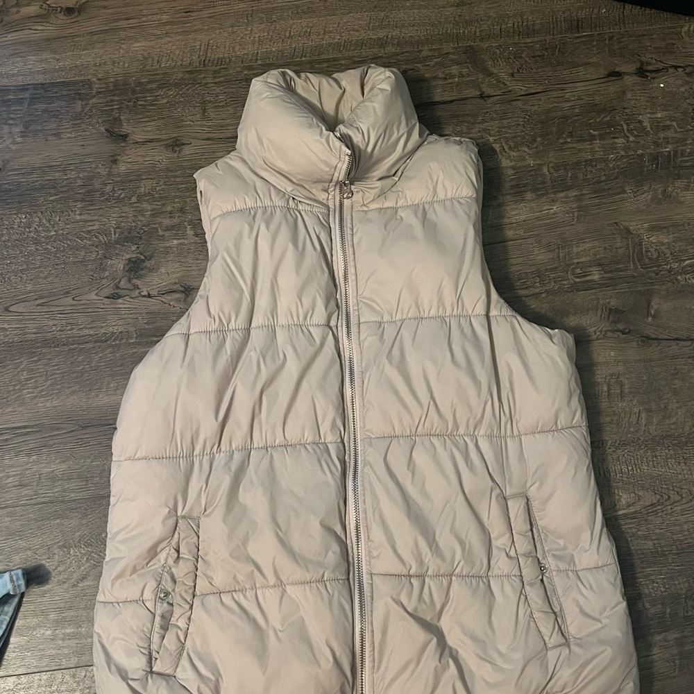 Beige Puffer Vest